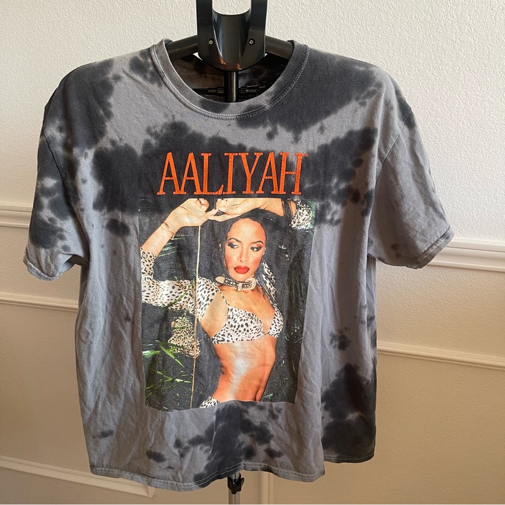 Ripple Aaliyah Graphic Tie-Dye Women's Tee